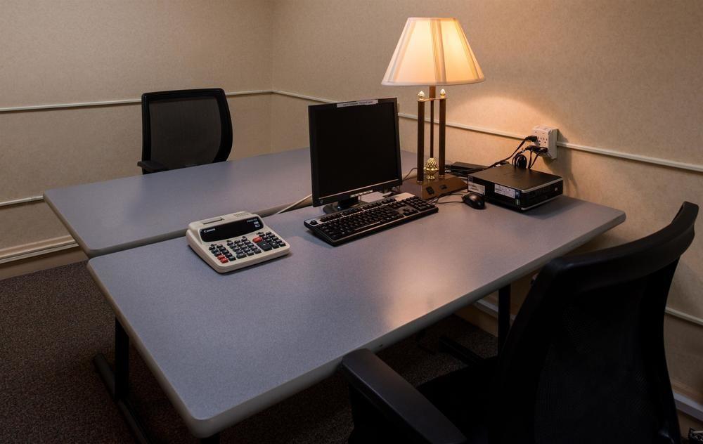 Ramada Plaza Rochester Airport Extérieur photo