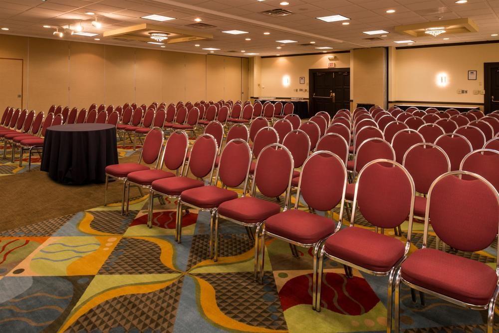 Ramada Plaza Rochester Airport Extérieur photo