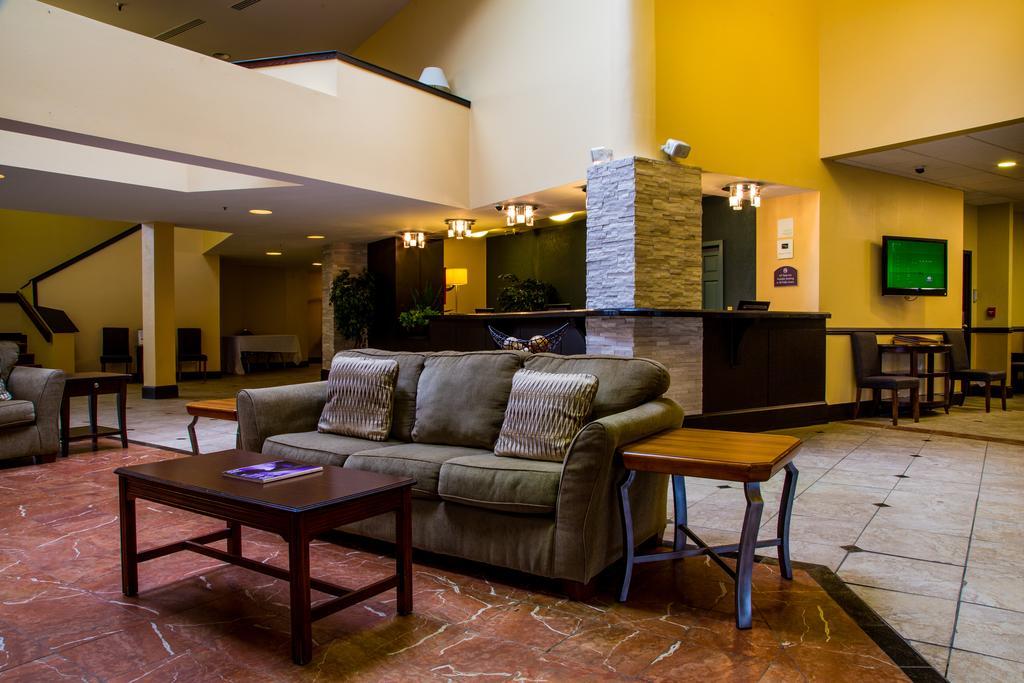 Ramada Plaza Rochester Airport Extérieur photo